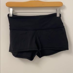 Lululemon black shorts